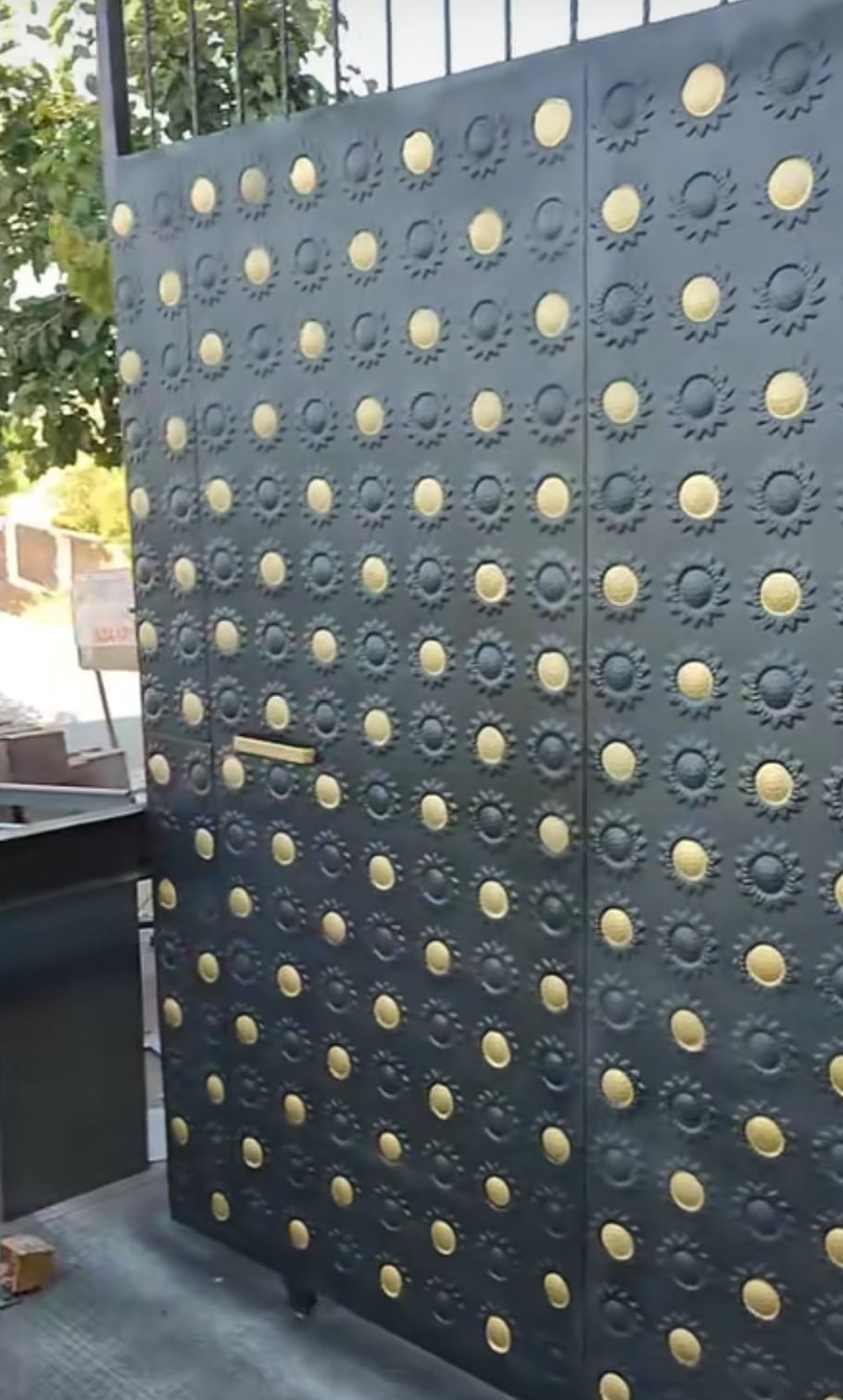 Demir / Çelik / Desenli Kapı Boyama